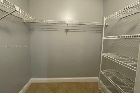 Снять в аренду кондоминиум в Санрайз, Флорида 2 спальни, 95.13м2, № 2005158 - фото 10