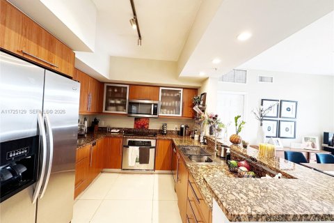 Condo in Coral Gables, Florida, 2 bedrooms  № 2091213 - photo 6