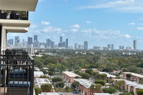Condo in Coral Gables, Florida, 2 bedrooms  № 2091213 - photo 22
