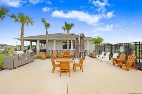 Villa ou maison à louer à Zephyrhills, Floride: 4 chambres, 192.59 m2 № 1886848 - photo 30