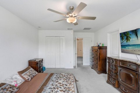 Villa ou maison à louer à Zephyrhills, Floride: 4 chambres, 192.59 m2 № 1886848 - photo 14