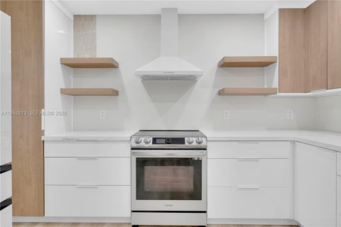 Купить виллу или дом в Майами, Флорида 3 спальни, 111.48м2, № 2008892 - фото 17