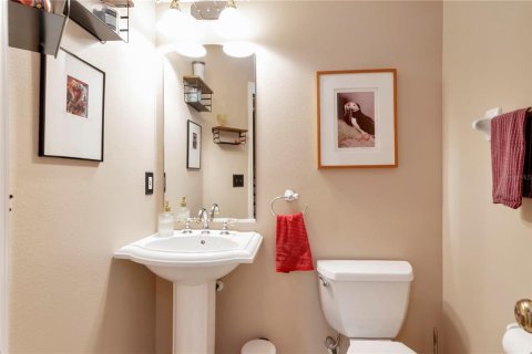 Townhouse in Tampa, Florida 3 bedrooms, 218.13 sq.m. № 1734629 - photo 12