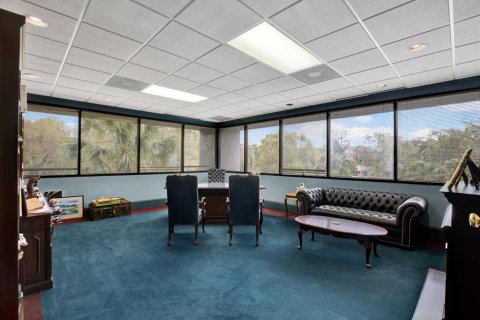 Propiedad comercial en venta en Tampa, Florida, 2820.51 m2 № 1572554 - foto 9