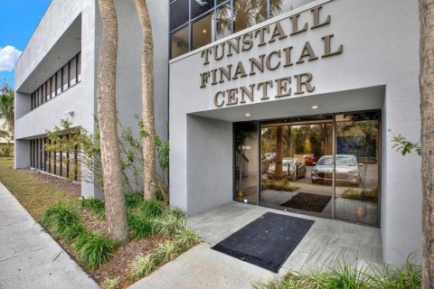 Propiedad comercial en venta en Tampa, Florida, 2820.51 m2 № 1572554 - foto 4