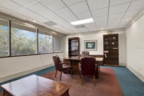 Propiedad comercial en venta en Tampa, Florida, 2820.51 m2 № 1572554 - foto 7