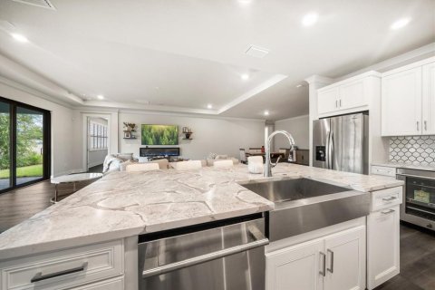 Villa ou maison à vendre à Clearwater, Floride: 4 chambres, 239.32 m2 № 1831940 - photo 9