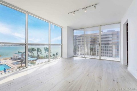 Condominio en venta en North Bay Village, Florida, 2 dormitorios, 98.57 m2 № 1871892 - foto 14