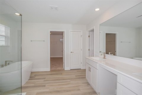 Casa en venta en San Antonio, Florida, 5 dormitorios, 281.03 m2 № 1791701 - foto 21