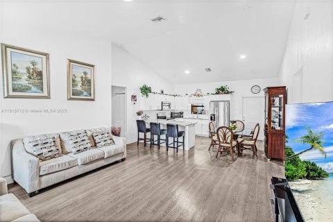 Casa en venta en LaBelle, Florida, 4 dormitorios № 2016230 - foto 9