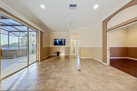 Villa ou maison à vendre à Leesburg, Floride: 2 chambres, 218.32 m2 № 2206903 - photo 18