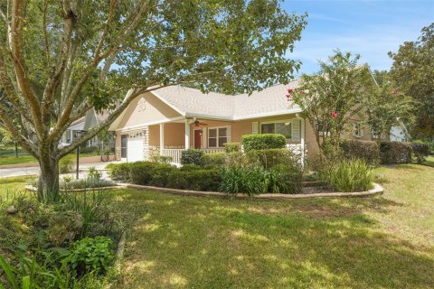 House in Ocala, Florida 2 bedrooms, 156.82 sq.m. № 1903969 - photo 3