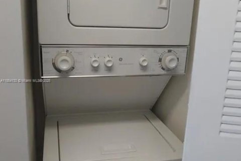 Copropriété à louer à Coral Springs, Floride: 1 chambre, 75.81 m2 № 1977960 - photo 11