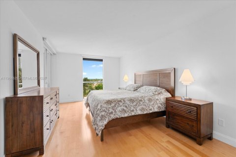 Condo in Aventura, Florida, 3 bedrooms  № 2025966 - photo 21