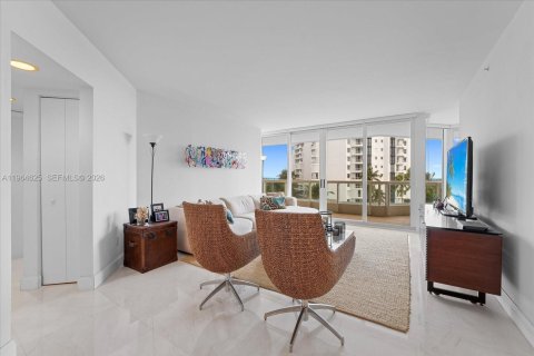 Condo in Aventura, Florida, 3 bedrooms  № 2025966 - photo 13