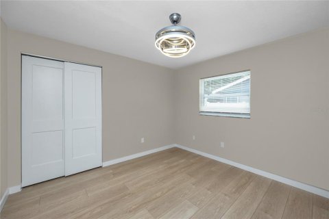 House in Clearwater, Florida 3 bedrooms, 140.84 sq.m. № 1898940 - photo 26