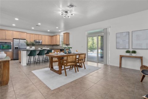 House in Orlando, Florida 5 bedrooms, 338.72 sq.m. № 1719781 - photo 16
