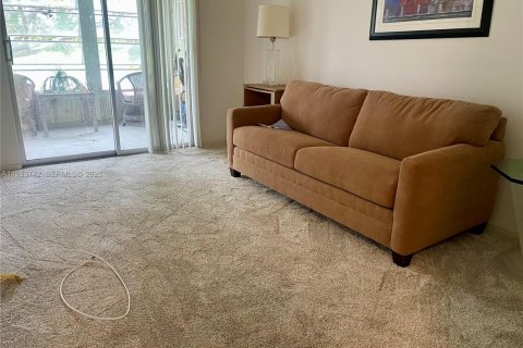 Condominio en alquiler en Boca Raton, Florida, 2 dormitorios, 83.24 m2 № 2045465 - foto 8