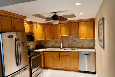 Condominio en alquiler en Boca Raton, Florida, 2 dormitorios, 83.24 m2 № 2045465 - foto 4