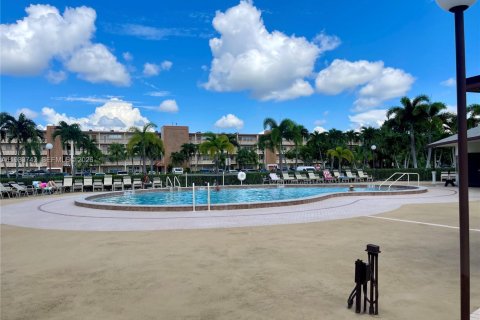 Condominio en alquiler en Boca Raton, Florida, 2 dormitorios, 83.24 m2 № 2045465 - foto 14