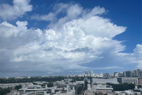 Copropriété à louer à Miami Beach, Floride: 2 chambres, 65.03 m2 № 1921597 - photo 26