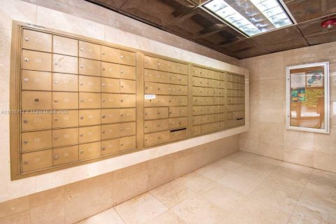 Copropriété à louer à Miami Beach, Floride: 2 chambres, 65.03 m2 № 1921597 - photo 20