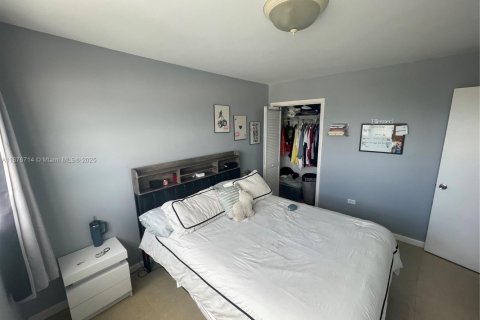 Copropriété à louer à Miami Beach, Floride: 2 chambres, 65.03 m2 № 1921597 - photo 6