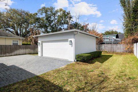 Casa en venta en Orlando, Florida, 5 dormitorios, 216.18 m2 № 2150820 - foto 30
