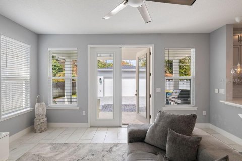 Casa en venta en Orlando, Florida, 5 dormitorios, 216.18 m2 № 2150820 - foto 17