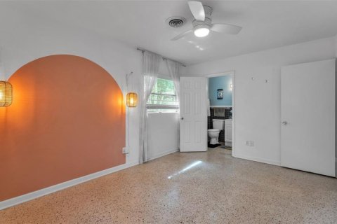 House in Lakeland, Florida 3 bedrooms, 129.97 sq.m. № 1910865 - photo 24