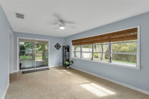 House in Lakeland, Florida 3 bedrooms, 129.97 sq.m. № 1910865 - photo 17