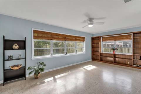 House in Lakeland, Florida 3 bedrooms, 129.97 sq.m. № 1910865 - photo 15