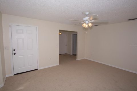 Appartement à louer à Orlando, Floride: 2 chambres, 93.46 m2 № 2385668 - photo 9