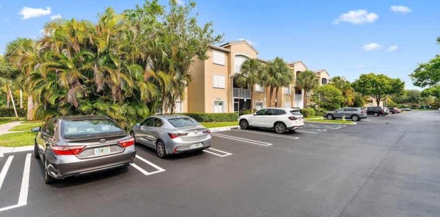 Condominio en Tequesta, Florida, 2 dormitorios № 1177126