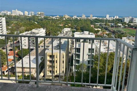 Copropriété à louer à Miami Beach, Floride: 1 chambre, 86.4 m2 № 1846281 - photo 10