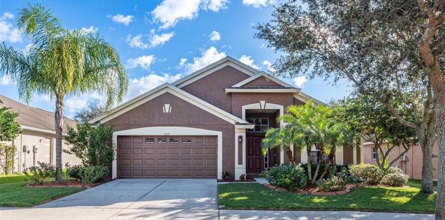 House in Riverview, Florida 4 bedrooms, 175.77 sq.m. № 1677651