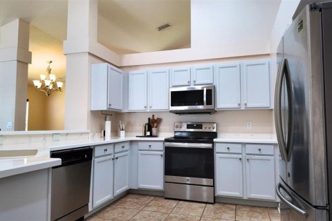 House in Riverview, Florida 4 bedrooms, 175.77 sq.m. № 1677651 - photo 10