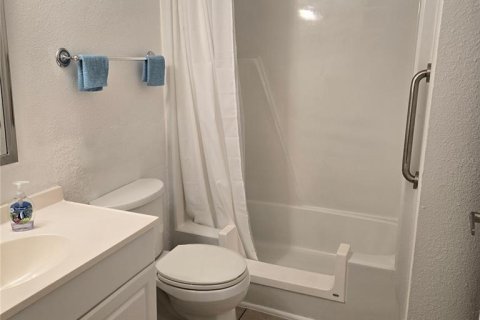 Condo in Orlando, Florida, 1 bedroom  № 1894871 - photo 13