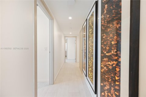 Купить кондоминиум в Майами, Флорида 3 спальни, 177.35м2, № 2056840 - фото 19