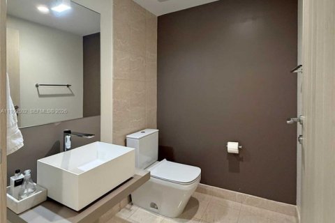 Купить кондоминиум в Майами, Флорида 3 спальни, 177.35м2, № 2056840 - фото 12
