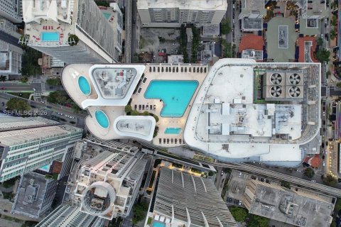 Купить кондоминиум в Майами, Флорида 3 спальни, 177.35м2, № 2056840 - фото 7