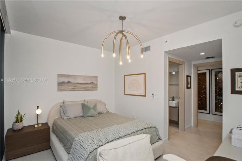 Купить кондоминиум в Майами, Флорида 3 спальни, 177.35м2, № 2056840 - фото 17