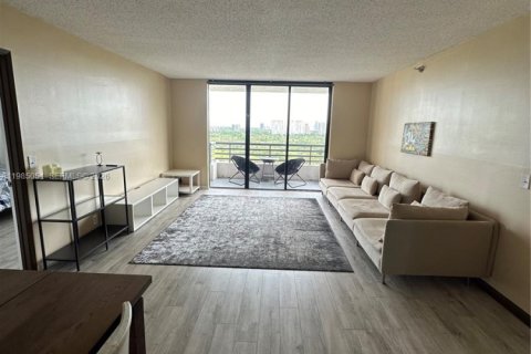 Condominio en alquiler en Aventura, Florida, 2 dormitorios, 105.63 m2 № 2050607 - foto 10