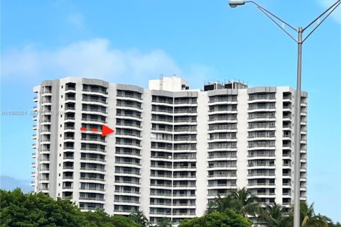 Condominio en Aventura, Florida, 2 dormitorios  № 2050607