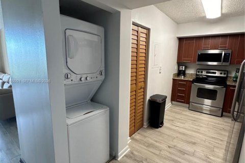 Condominio en alquiler en Aventura, Florida, 2 dormitorios, 105.63 m2 № 2050607 - foto 12