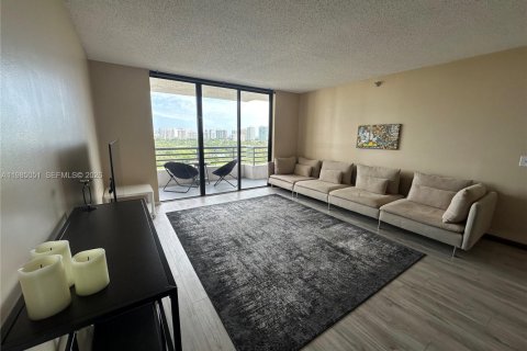 Condominio en alquiler en Aventura, Florida, 2 dormitorios, 105.63 m2 № 2050607 - foto 8