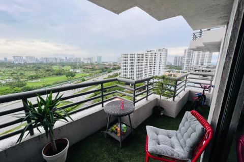 Condominio en alquiler en Aventura, Florida, 2 dormitorios, 105.63 m2 № 2050607 - foto 4