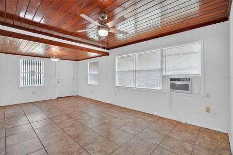 Villa ou maison à vendre à Leesburg, Floride: 2 chambres, 57.97 m2 № 1910886 - photo 15