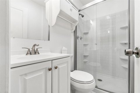 Condo in Clearwater, Florida, 2 bedrooms  № 1883126 - photo 17