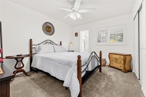 Condo in Clearwater, Florida, 2 bedrooms  № 1883126 - photo 15